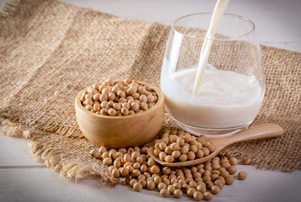 ilustrasi susu kedelai (healthyfood.com)