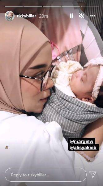 akikah anak Margin Wieheerm dan Ali Syakieb (instagram.com/rizkybillar)