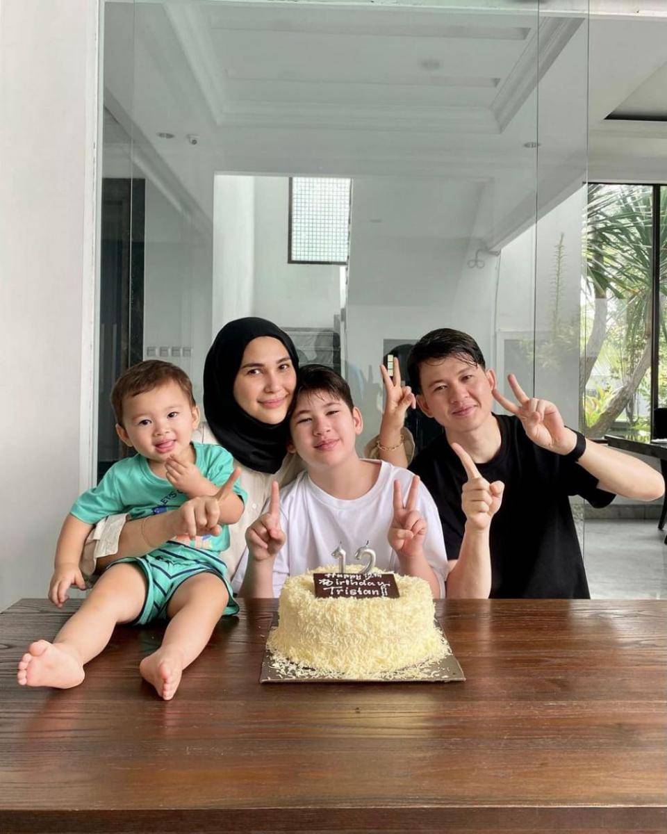 keluarga Rani Hatta (instagram.com/ranihatta)