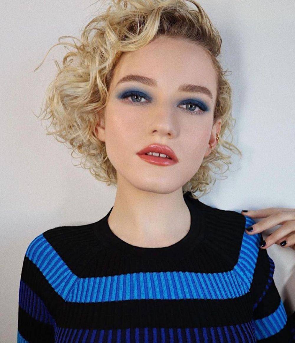 Julia Garner (instagram.com/juliagarneroffcial)