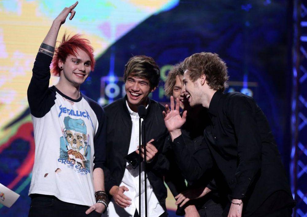 5 Seconds Of Summer di tahun 2014 (twitter.com/lrharchivez)
