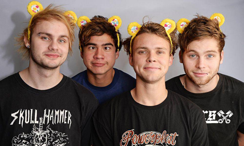 5 Seconds Of Summer di tahun 2016 (twitter.com/rachelb75528382)