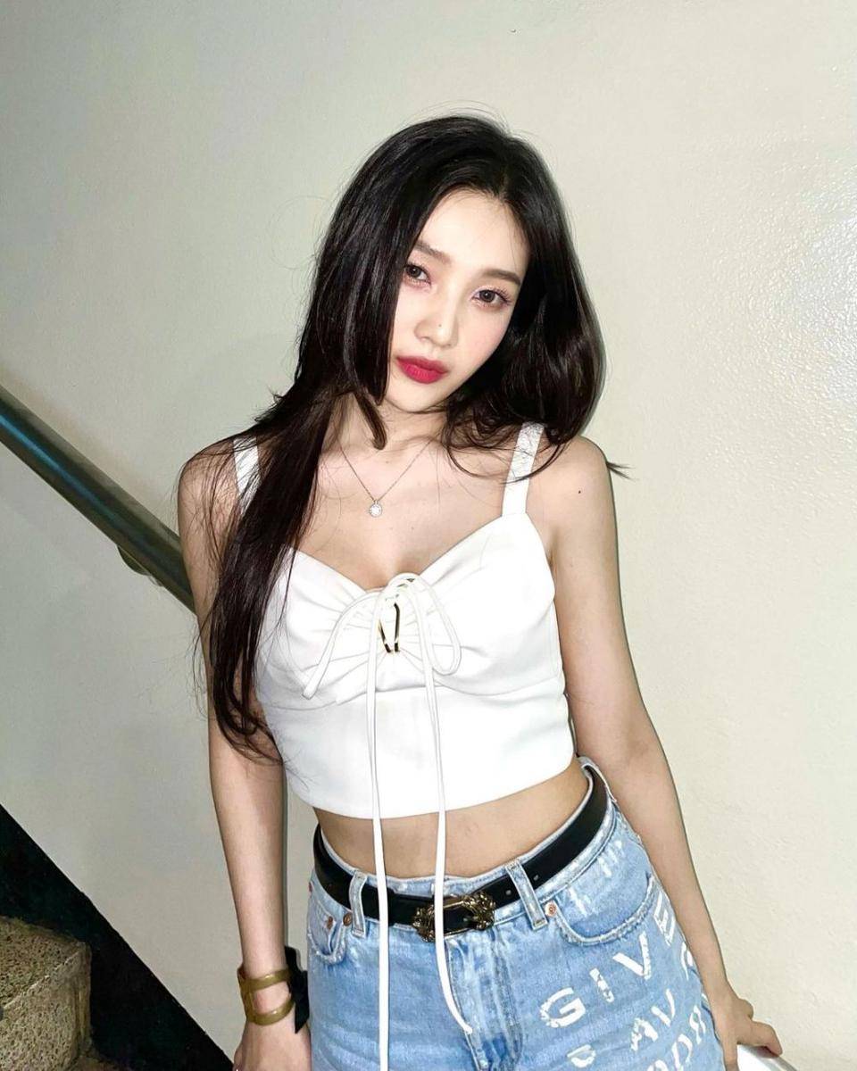 Joy Red Velvet (instagram.com/_imyour_joy)