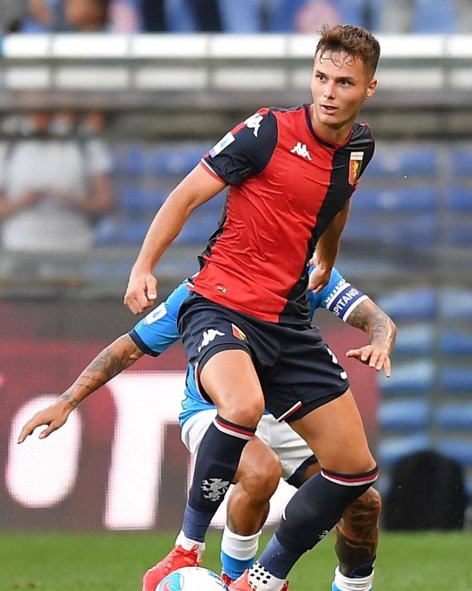 Zinho Vanheusden, pemain Inter Milan, dipinjamkan ke Genoa pada 2021/2022. (instagram.com/zinhovanheusden)