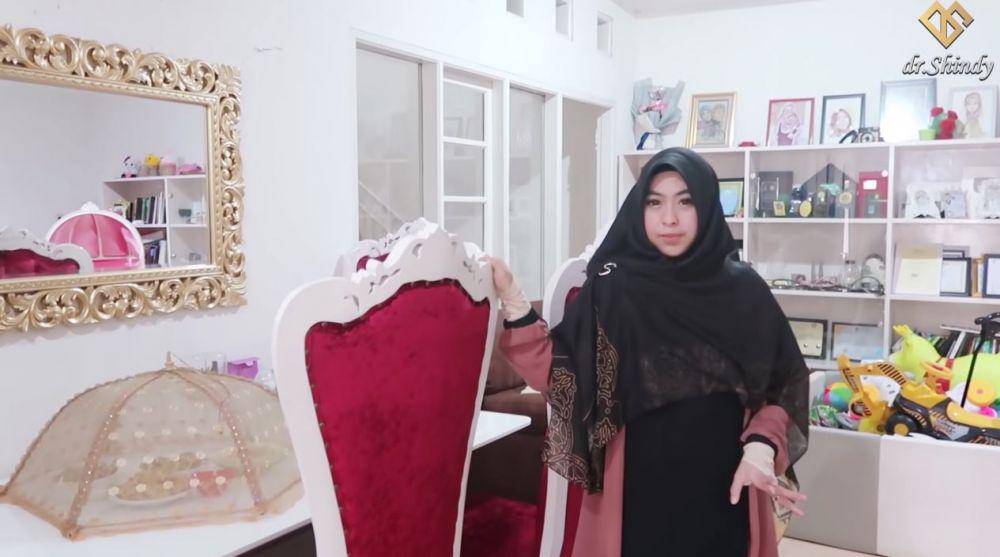 rumah Shindy Putri (YouTube.com/Dokter Shindy)