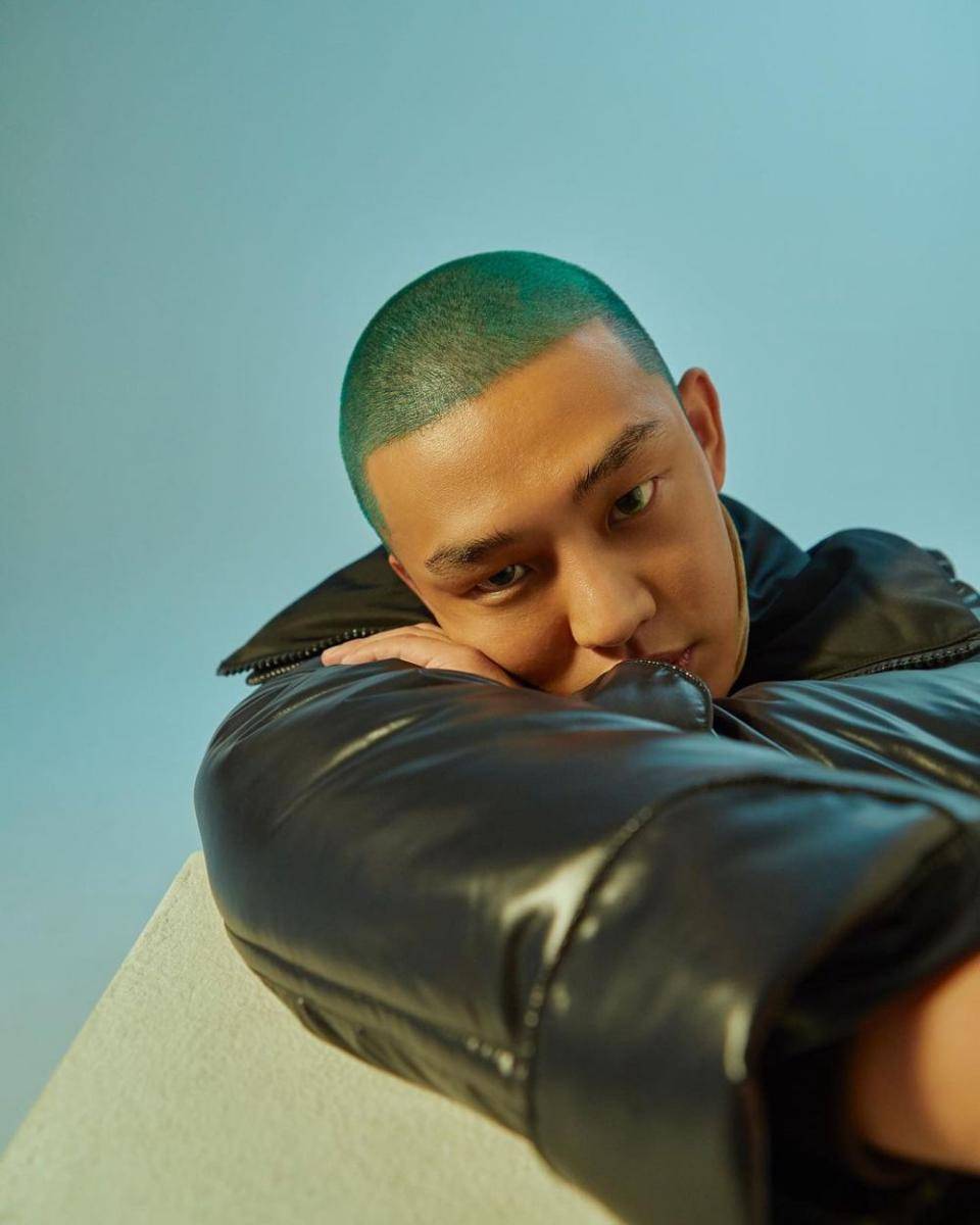 Yoo Ah In (instagram.com/hongsick)