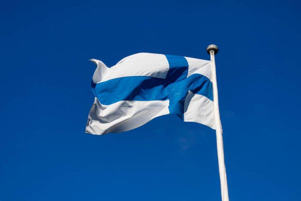 Ilustrasi bendera Finlandia. (instagram.com/acta.non.verba0)