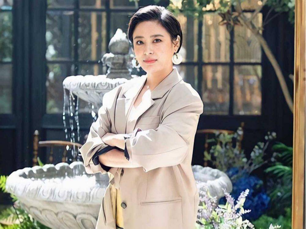 Park Hee Bon (instagram.com/heevonne)