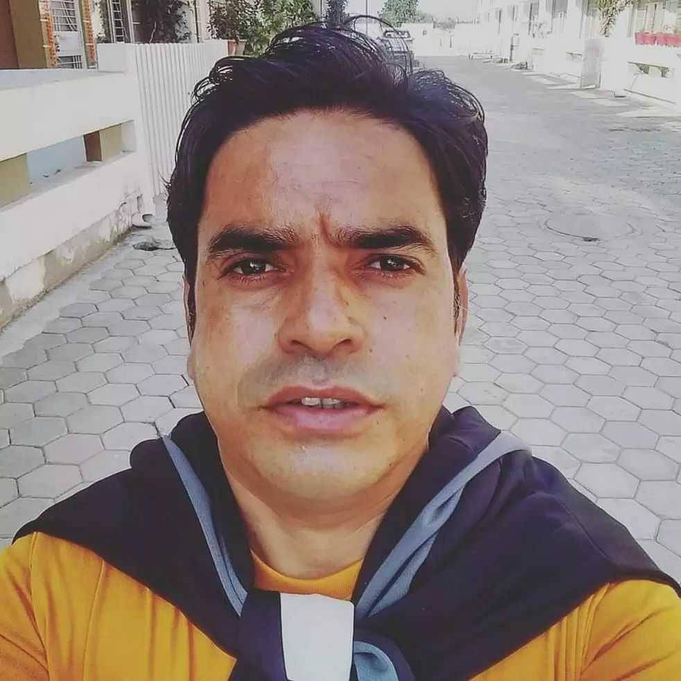 Brahma Mishra (instagram.com/bramhaamishra)