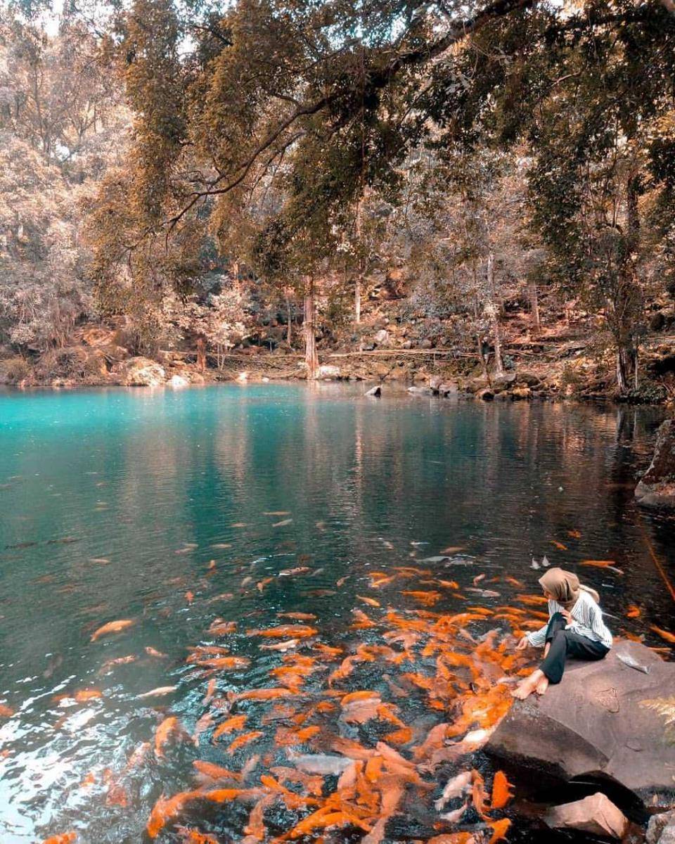 telaga biru kuningan (instagram.com/cirebonunited)