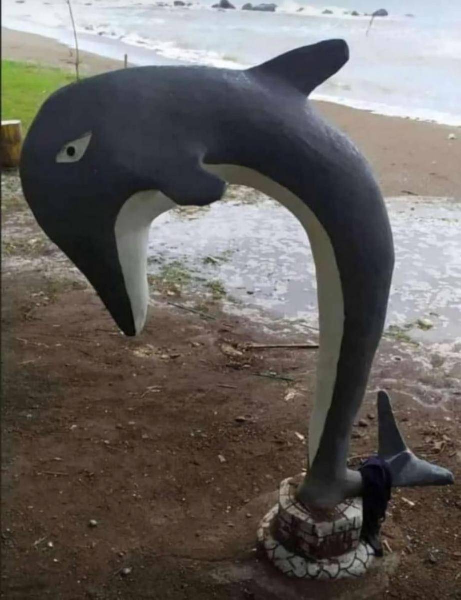 patung hewan bikin ngakak (twitter.com/GarasiKomedi)