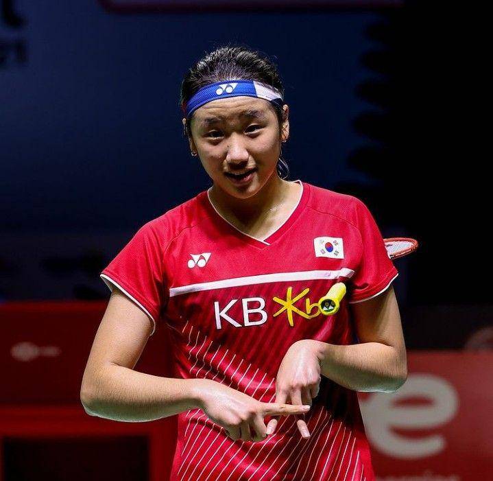 atlet bulu tangkis dunia pakai headband, An Se Young (instagram.com/bwf.official)