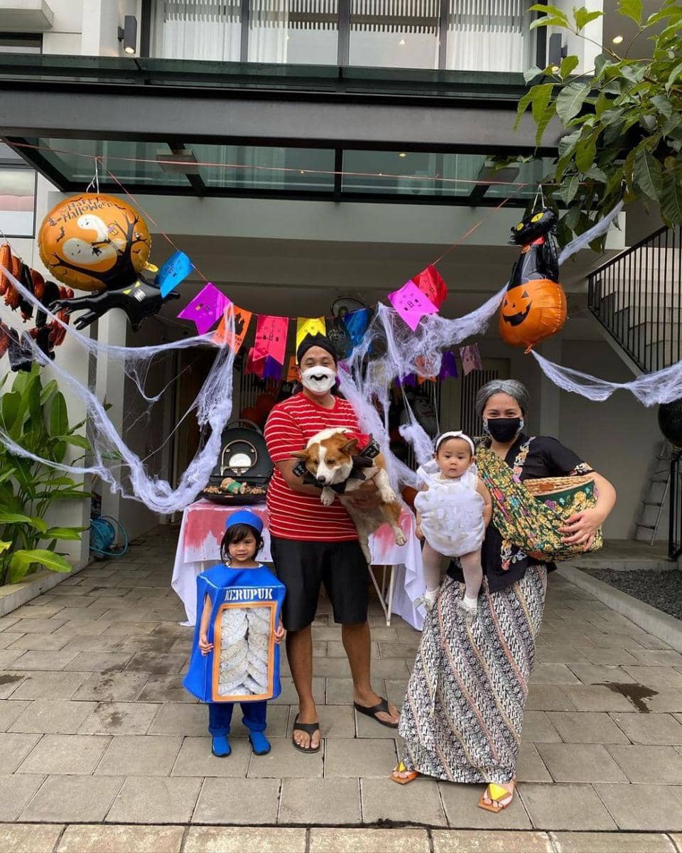 potret keluarga Caca Tengker (instagram.com/cacatengker)