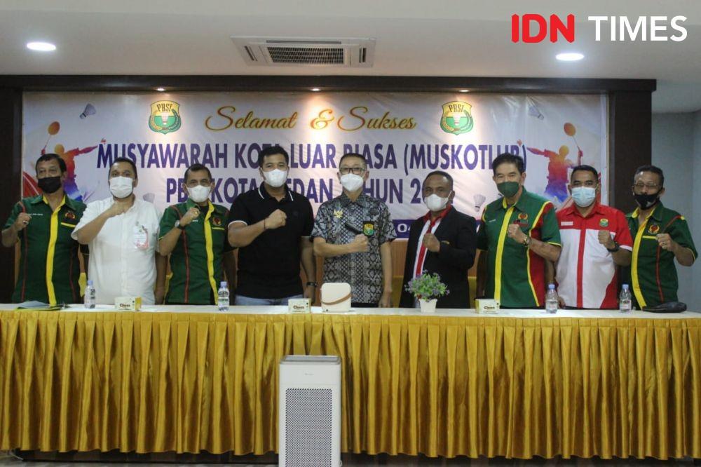 Ade Jona terpilih pada Muskot PBSI Medan, Sabtu (4/12/2021). (IDN Times/Doni Hermawan)