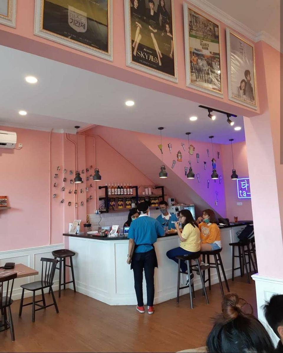 suasana Tadeo cafe (instagram.com/bsdupdate)