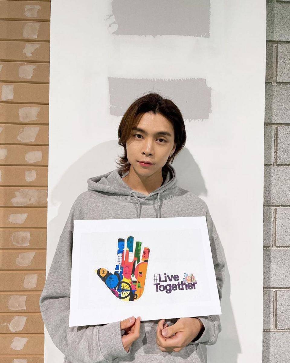 Johnny NCT (instagram.com/johnnyjsuh)