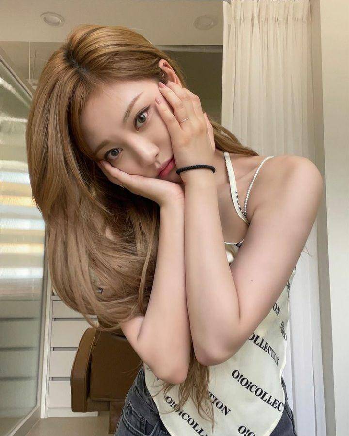 Ningning aespa (instagram.com/aespa_official)
