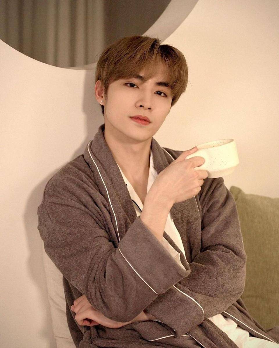 Xiaojun WayV (instagram.com/wayvofficial)
