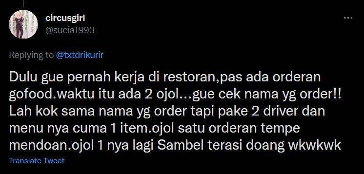 kurir antar paket barengan (twitter.com/sucia1993)
