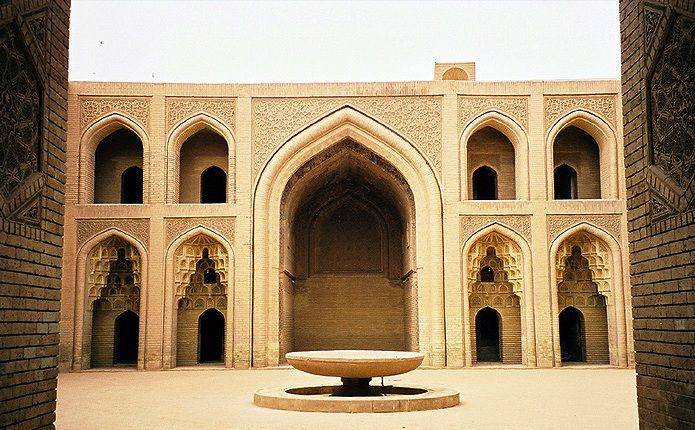 Bayt Al Hikmah (muslimheritage.com)