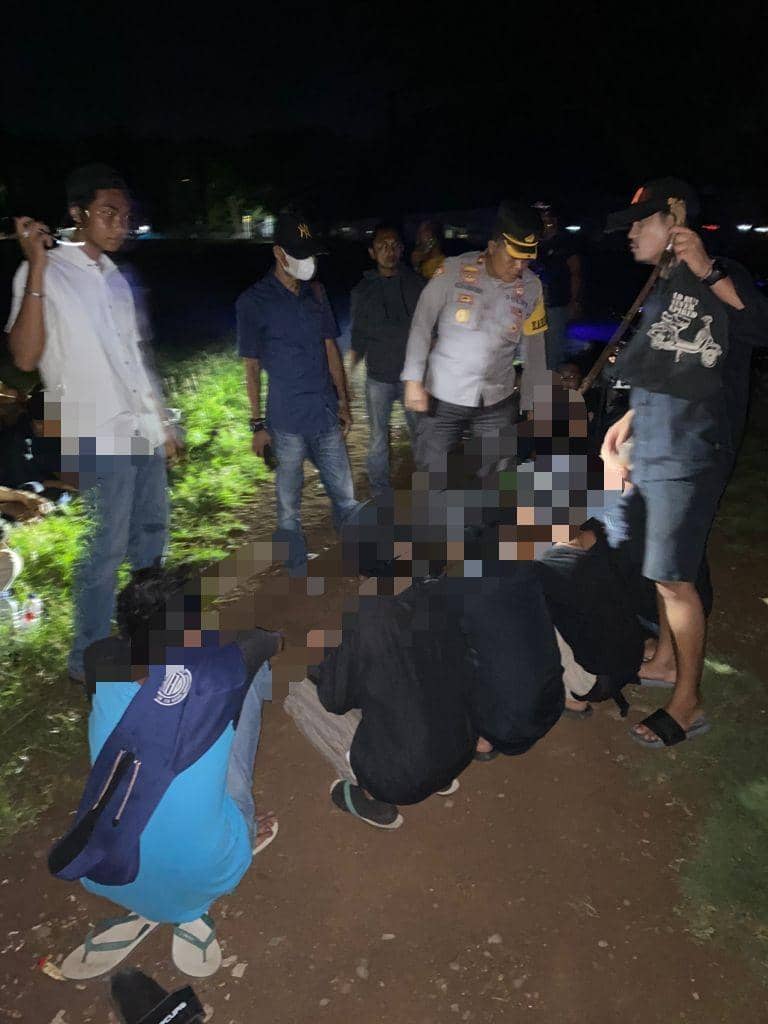 Polisi Amankan Puluhan Remaja sedang Pesta Miras dan Bawa Sajam