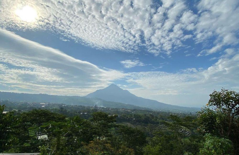5 Rekomendasi Kafe di Pasuruan dengan View Pegunungan, Dijamin Adem!
