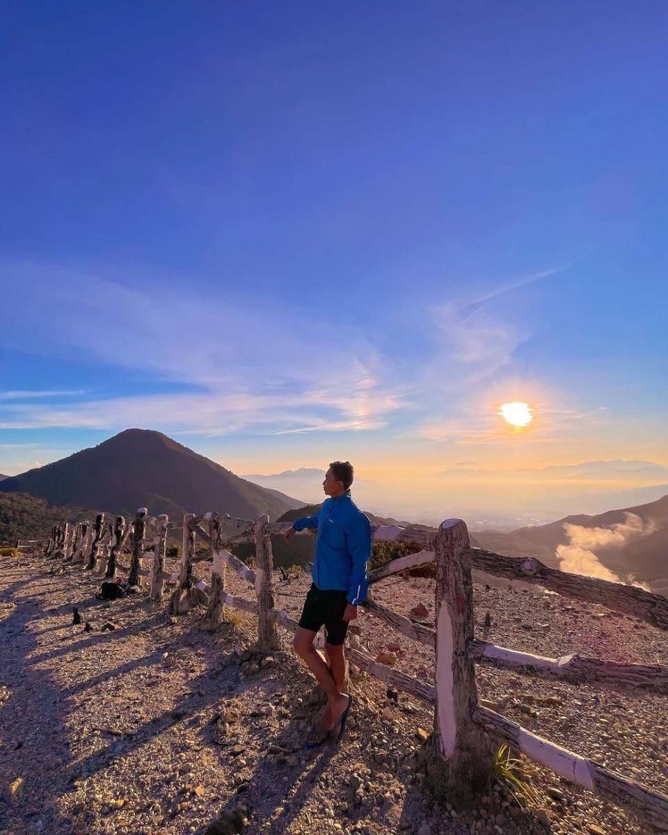 Gunung Papandayan (instagram.com/captain.sammi)