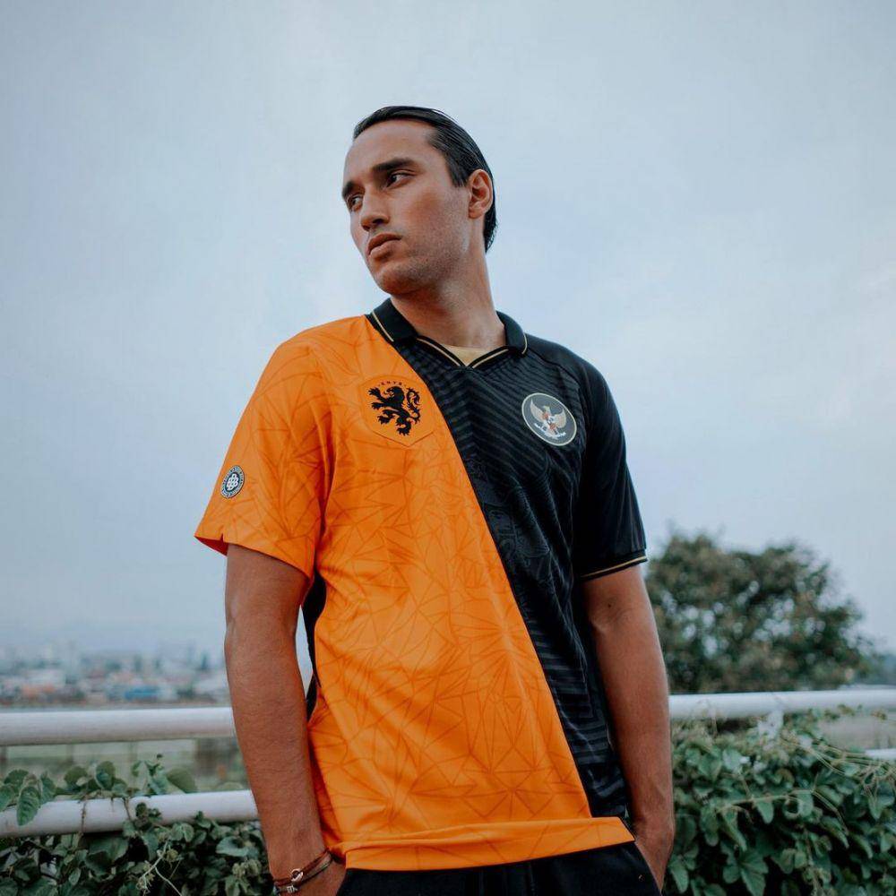 Ezra Walian (instagram.com/ezrawalian)