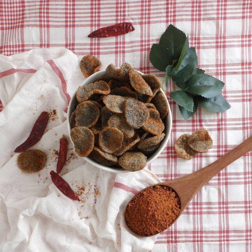 kerupuk jengkol (instagram.com/febrianrice)