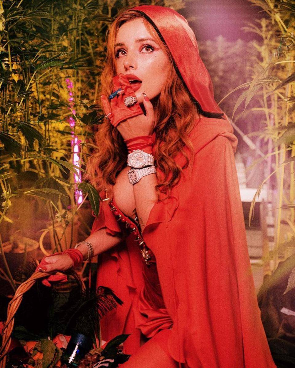 Bella Thorne (instagram.com/bellathorne)