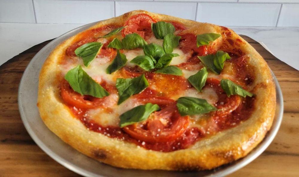 5 Jenis Pizza Khas Italia yang Populer dan Memanjakan Lidah