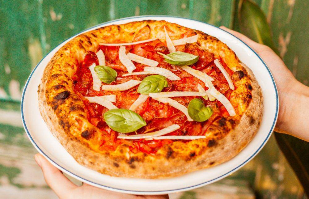 Pizza napoletana (instagram.com/meimepizzaria)