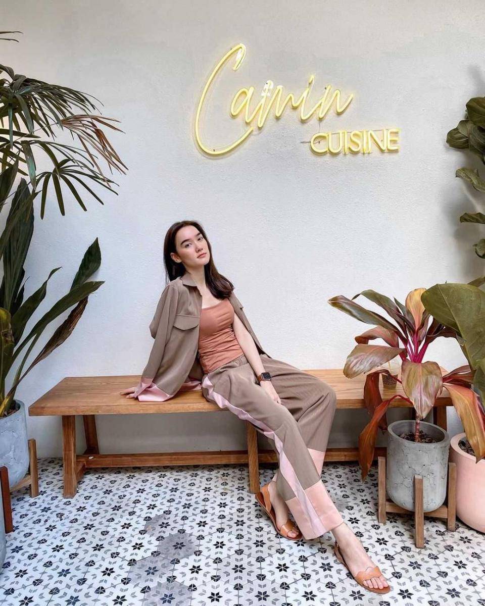 Outfit earth tone ala Diana Flipo (instagram.com/dianaflipo)