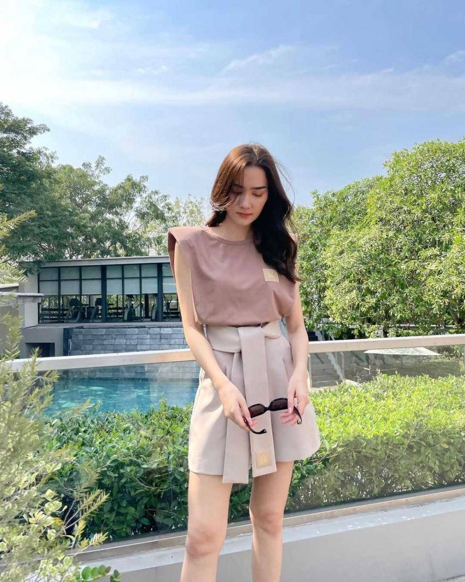 Outfit earth tone ala Diana Flipo (instagram.com/dianaflipo)
