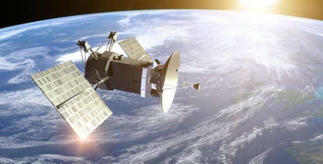 ilustrasi satelit GPS (geotab.com)