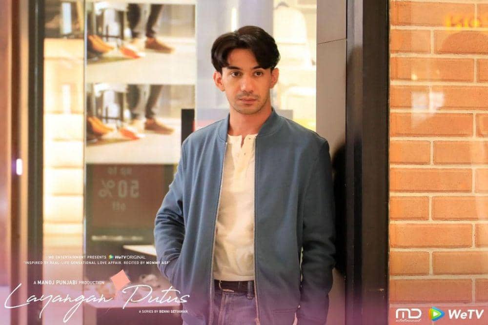 9 Potret Berbagai Peran Reza Rahadian, Terbaru Jadi Tukang Selingkuh