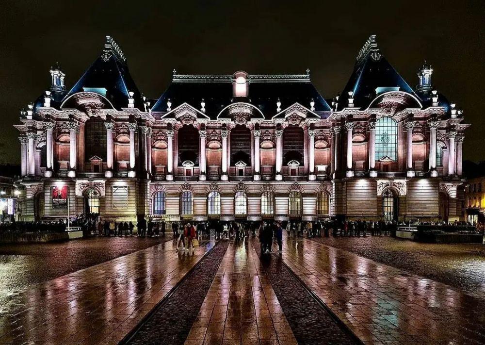 5 Tempat Wisata Paling Ramai di Lille-Prancis, Menarik!
