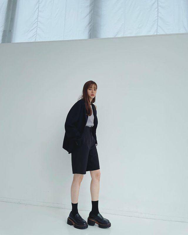 Yuko Araki (www.instagram.com/yuuuuukko_)