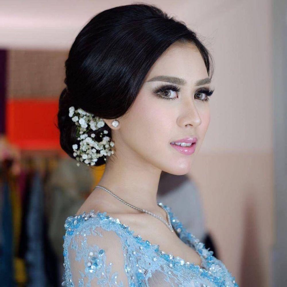 Syahnaz Sadiqah (instagram.com/syahnazs/)