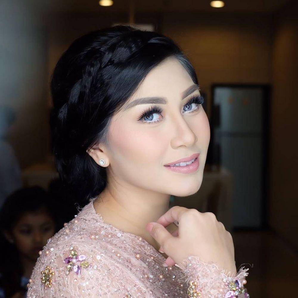 Nissya Ahmad (instagram.com/nissyaa)