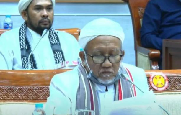 Aliansi Ulama Madura saat berkunjung ke Komisi III DPR membahas soal kasus Rizieq Shihab, Selasa (7/12/2021). (ANTARA/Fauzi Lamboka)