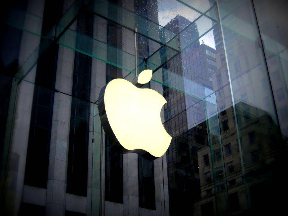 ilustrasi logo apple (pixabay.com/Matias Cruz)