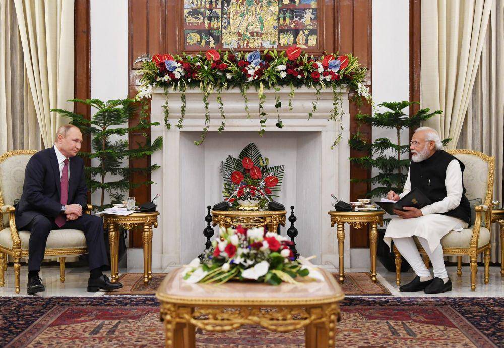 Vladimir Putin bertemu dengan Narendra Modi di India (Twitter.com/Narendra Modi)