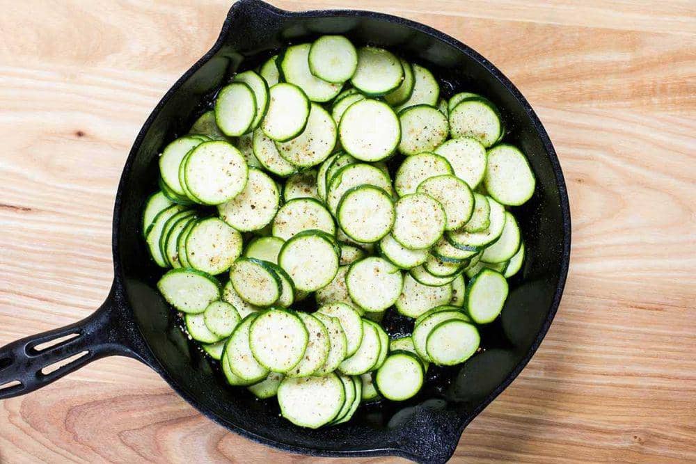 Menumis timun (simplyrecipes.com)