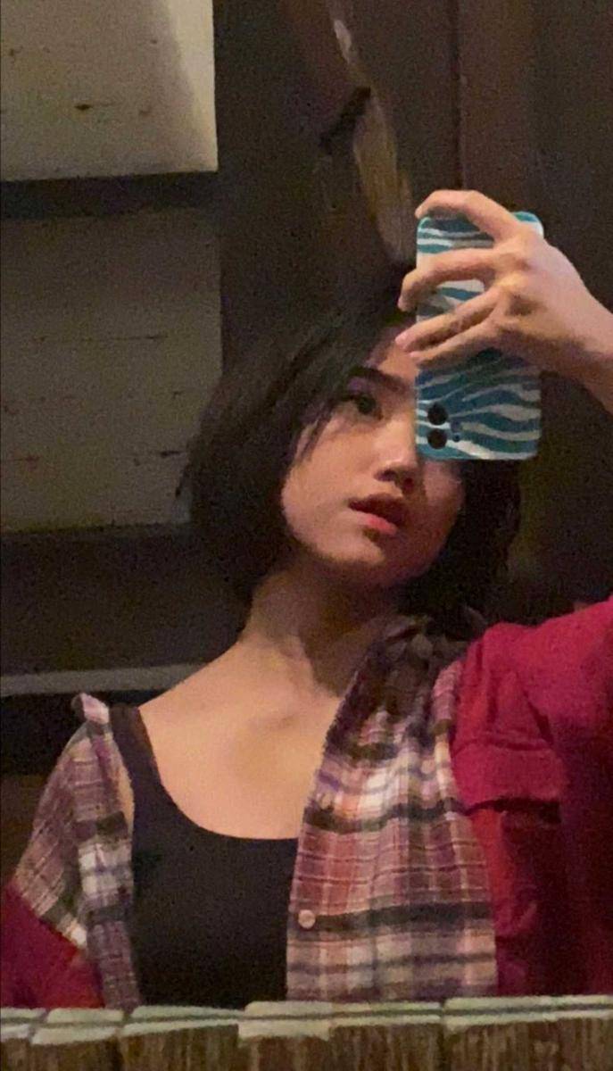 potret mirror selfie Fuji (instagram.com/fuji_an)
