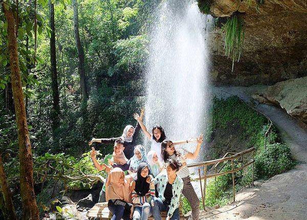Air Terjun Reje Ilan di Kabupaten Bener Meriah, Aceh. (Foto: pedomanwisata.com)