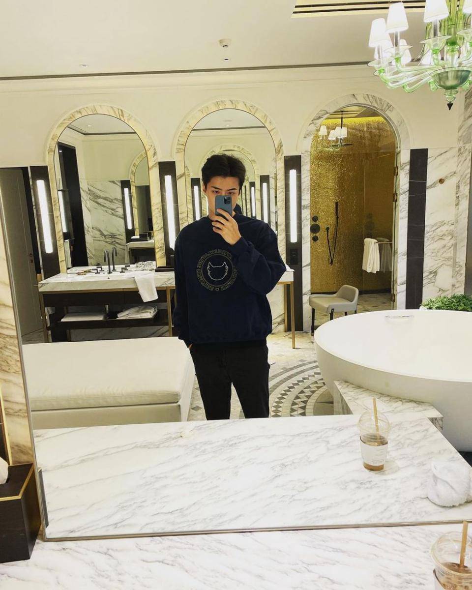 Sehun EXO (instagram.com/oohsehun)