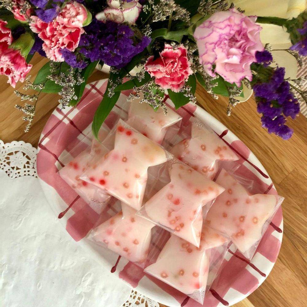 Kue cente manis (instagram.com/mikha_hobbies)