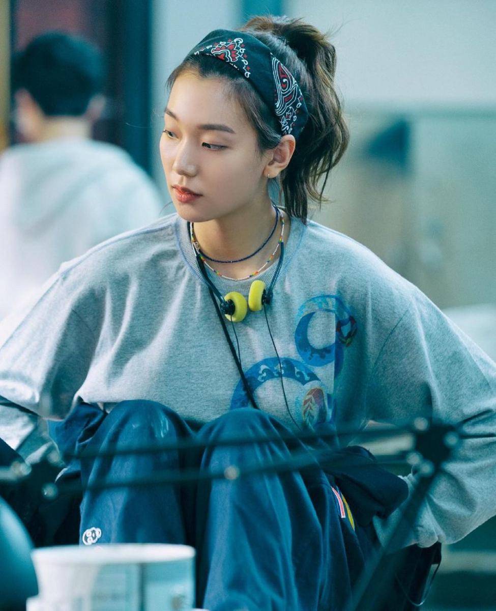 Lee Ho Jung (instagram.com/holly608)