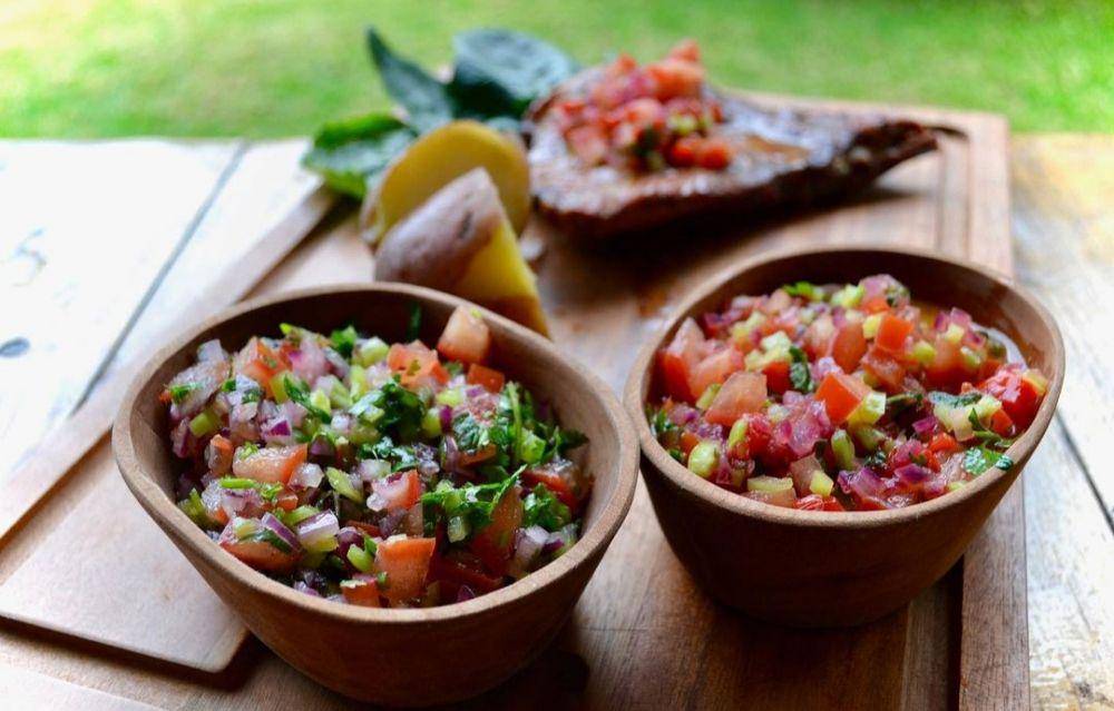 pebre (instagram.com/carolacorrea)